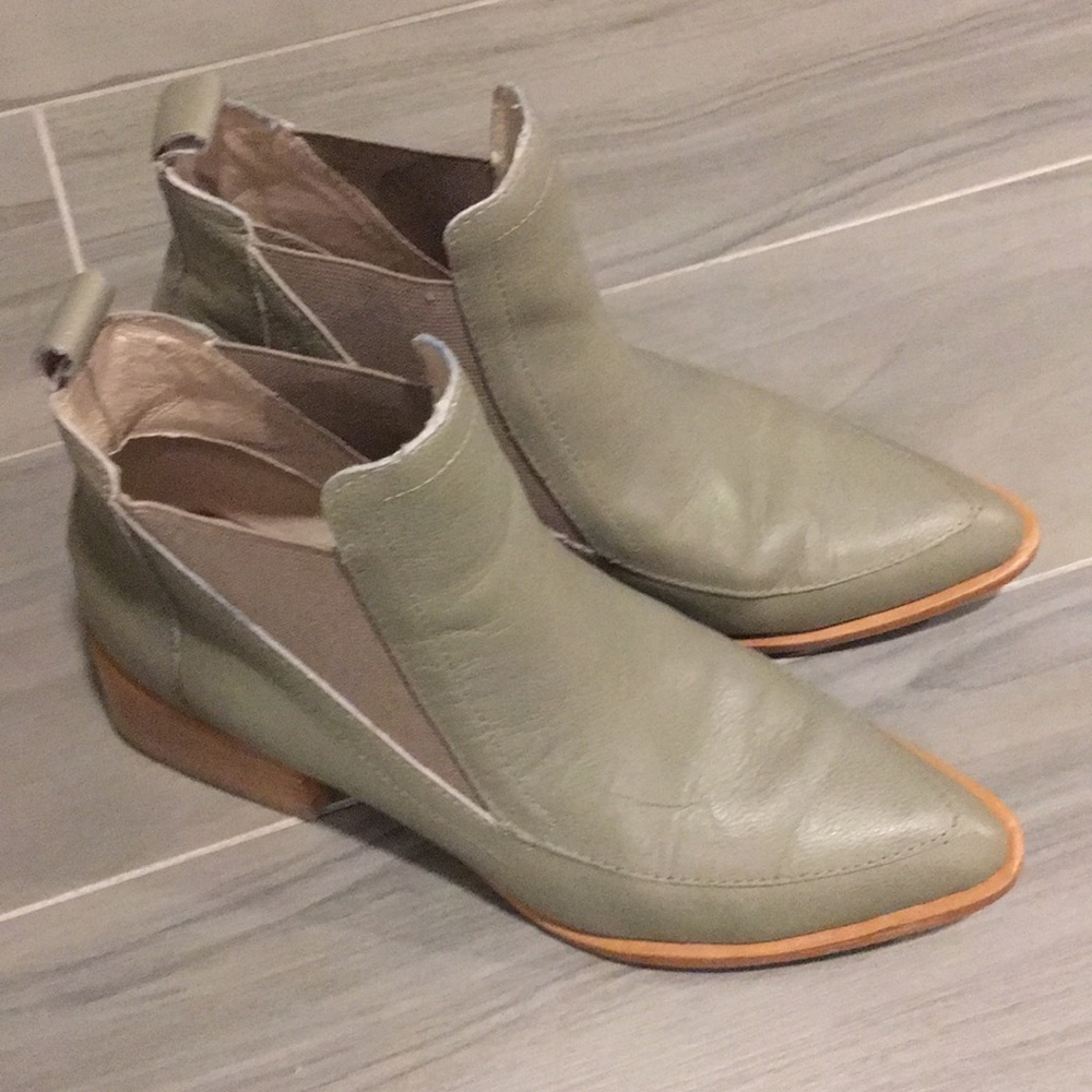 Sol Sana Rico Boots in Dust Color